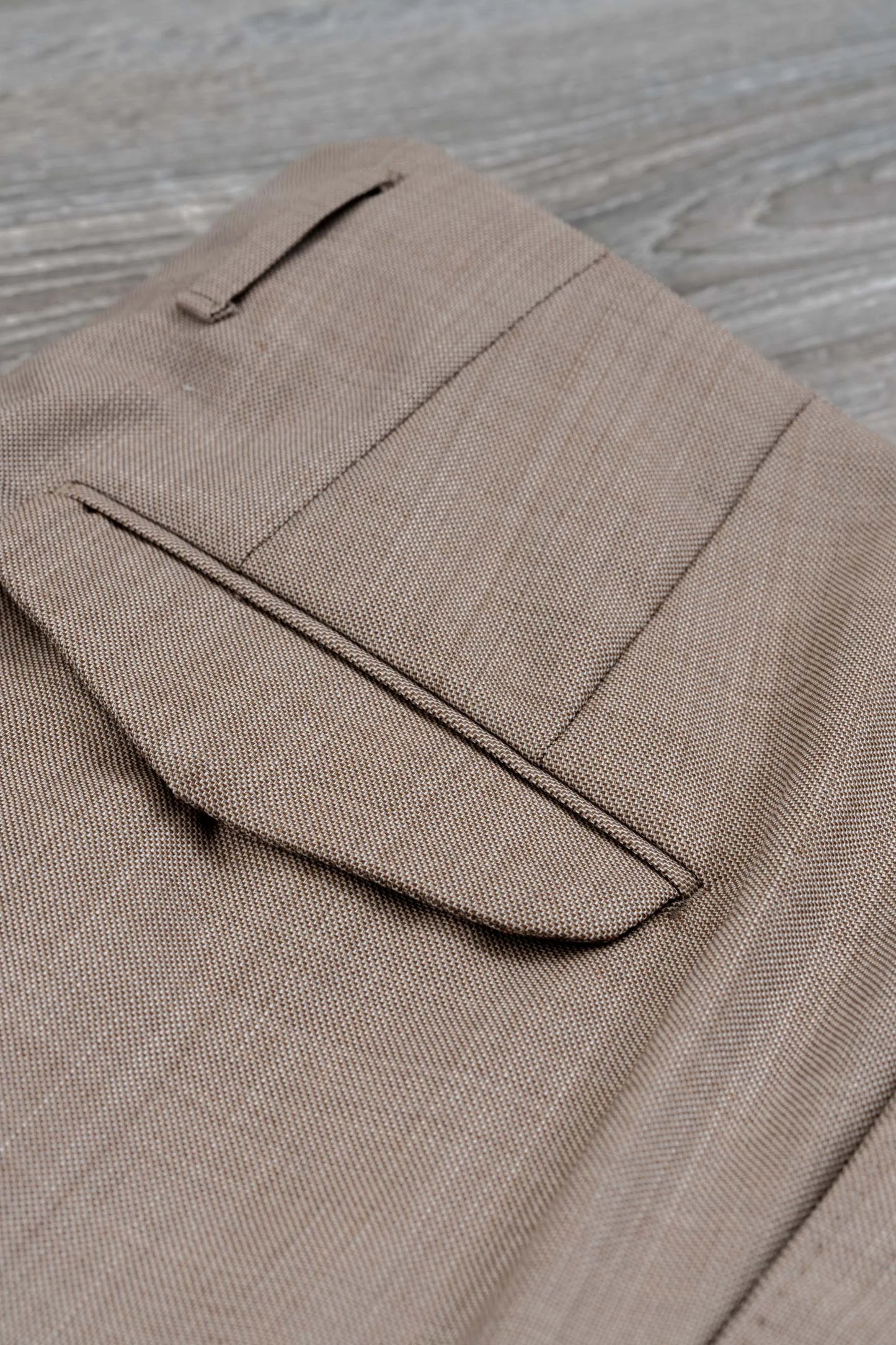 Pantalon en laine beige quatre saisons