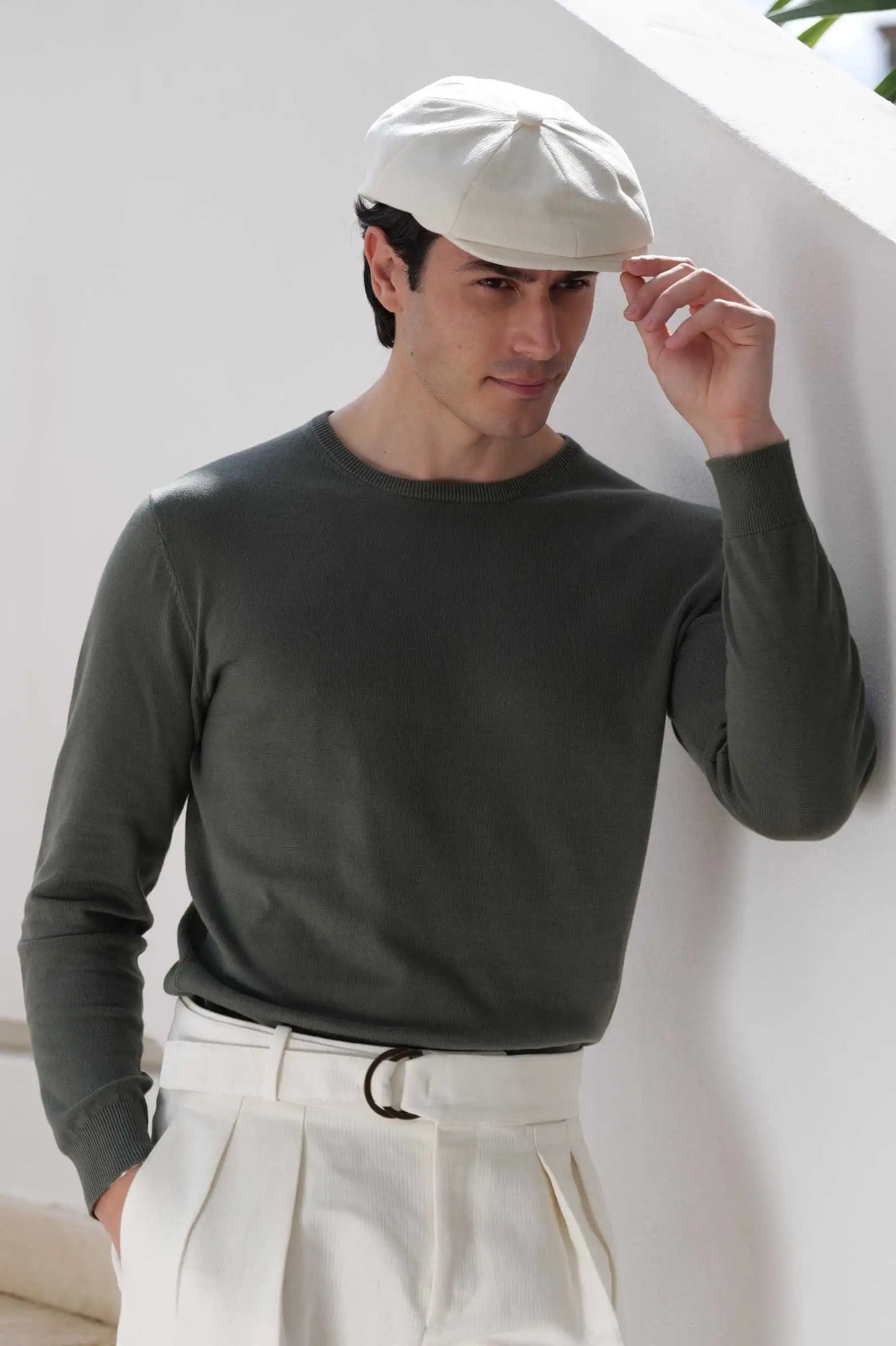 Casquette 8 Pans en Ivoire pour Toutes les Saisons