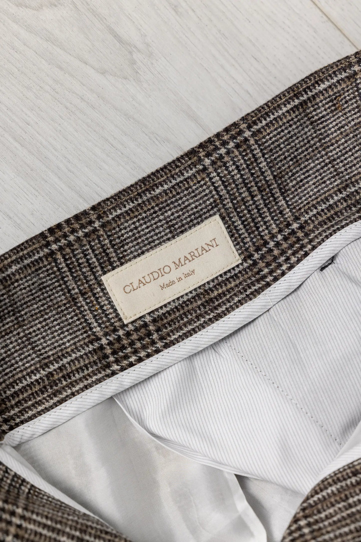 Pantalon en flanelle de laine à carreaux marron automne hiver 130's