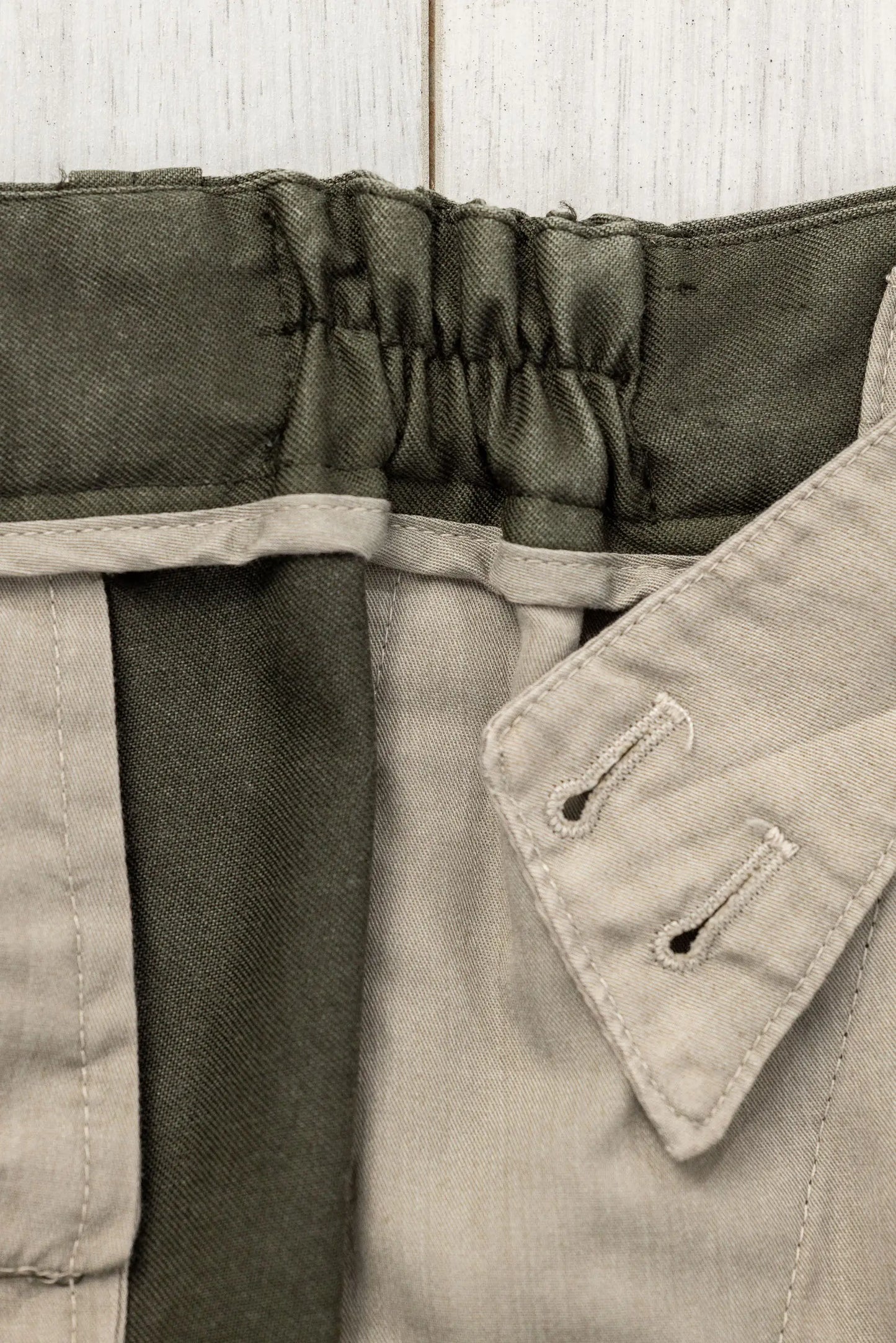 Trousers in 120’s wool dye green four seasons