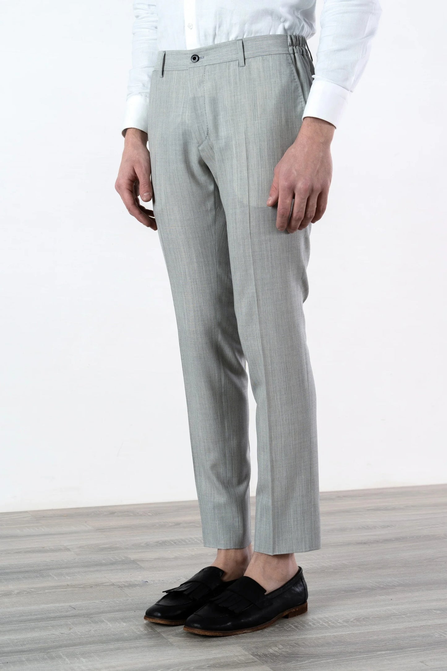 Pantaloni in lana grigio chiaro primavera estate