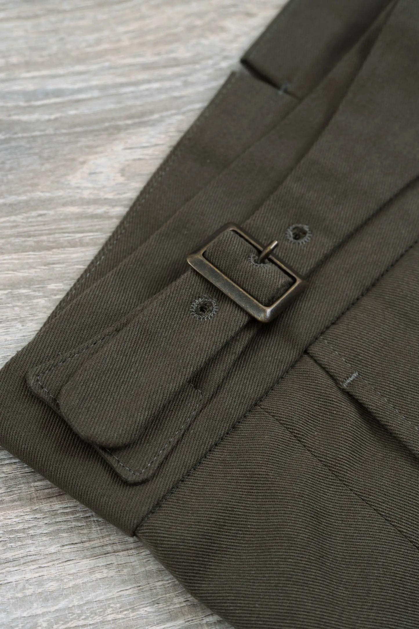 Trousers in four-season green cotton