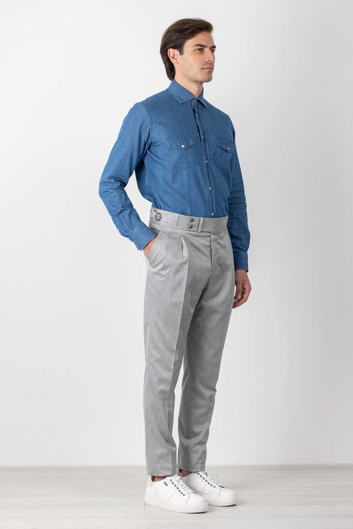 Pantalon en coton gris quatre saisons