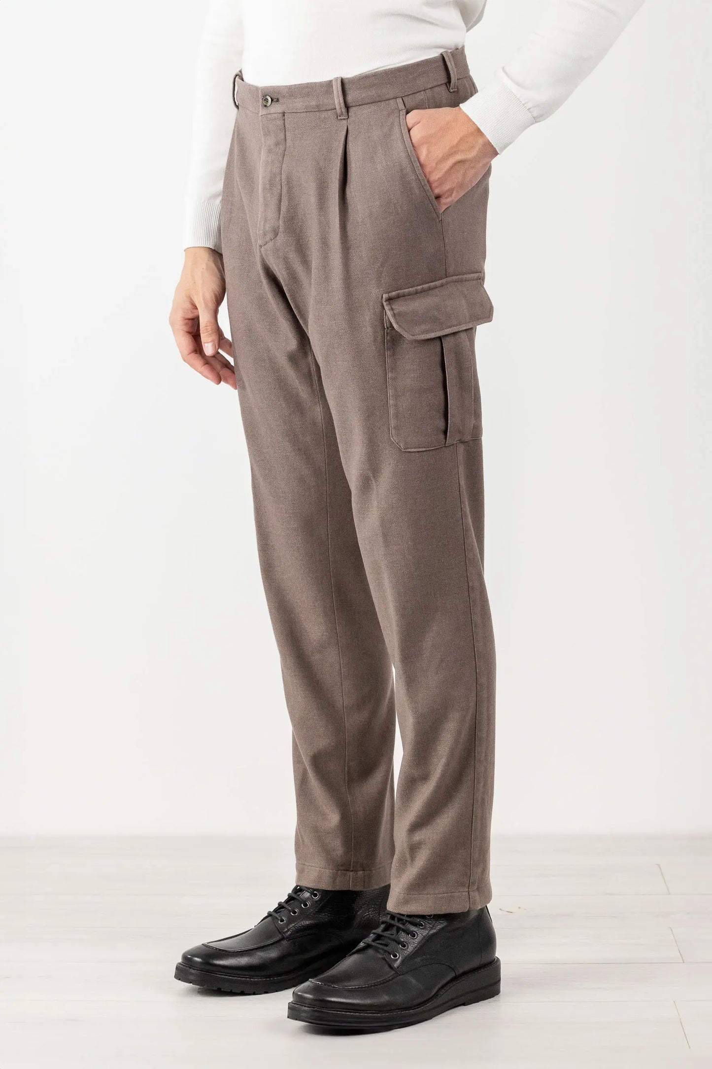 Pantaloni chino in flanella tinto lana marrone fall winter