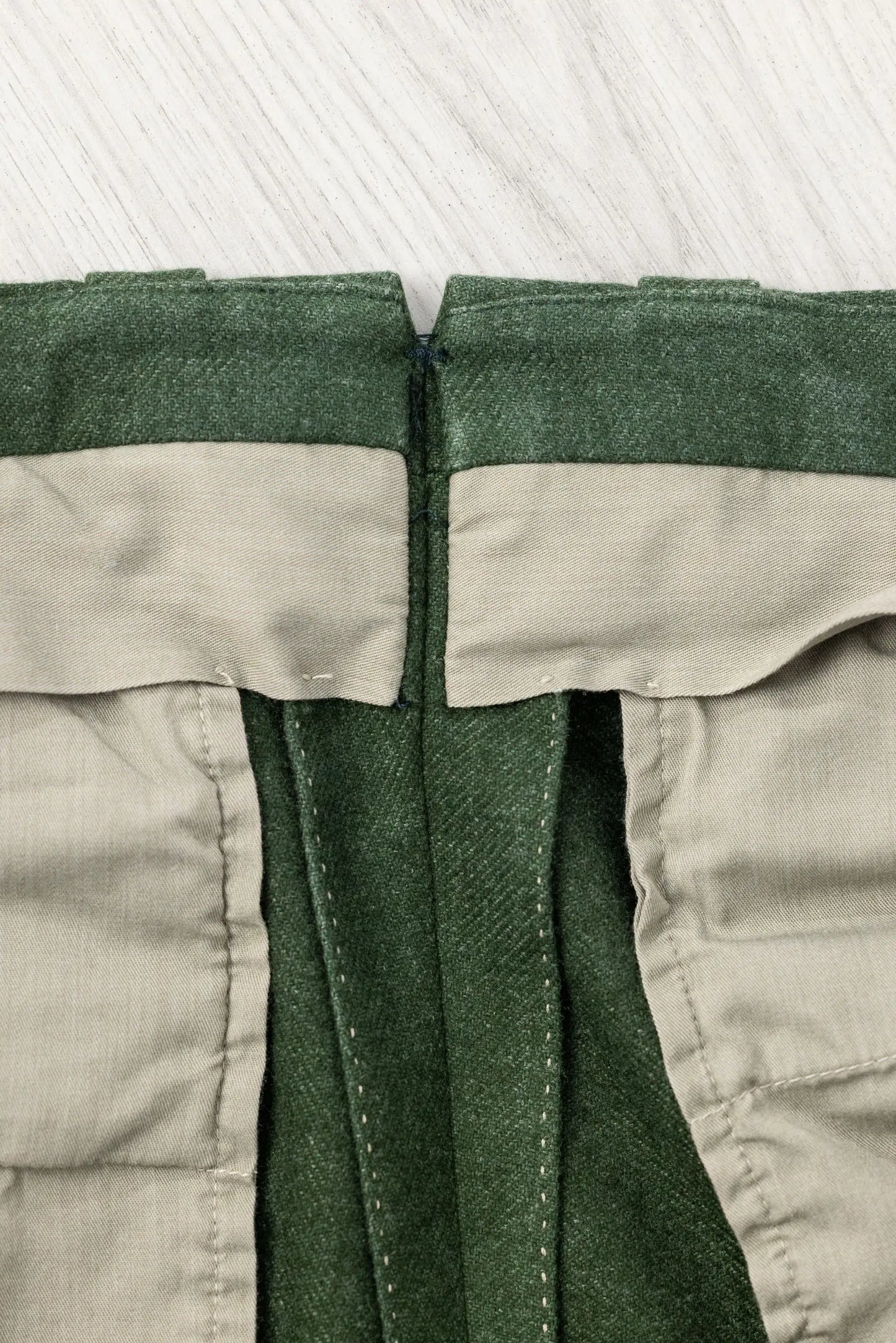 Pantaloni chino in flanella tinto lana verde fall winter