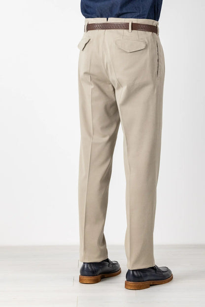 Pantalon chino beige en coton et modal automne hiver