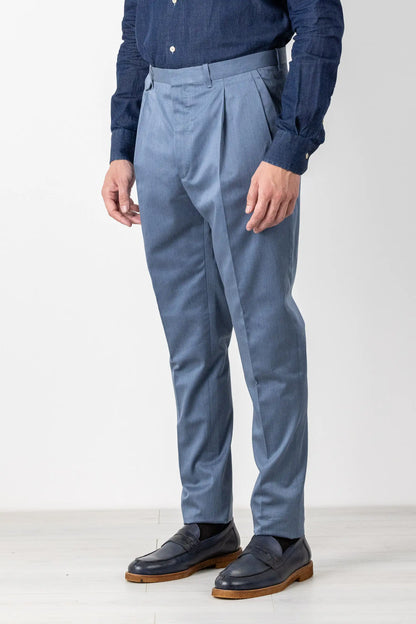 Pantaloni in cotone azzurro quattro stagioni