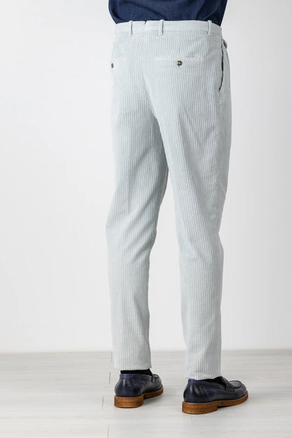 Pantalon chino en velours gris automne hiver